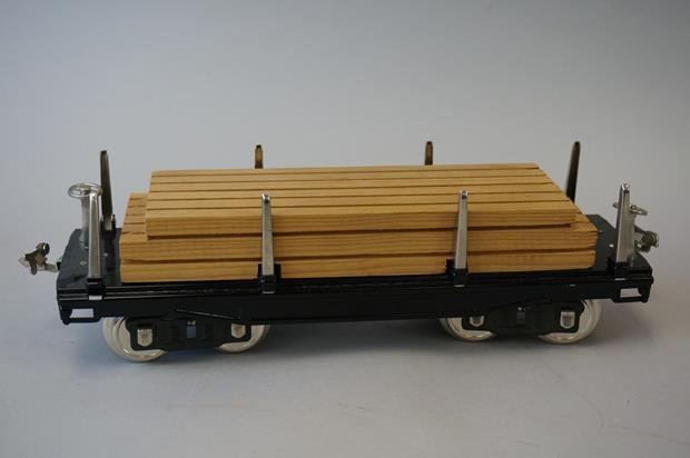 MTH Reproduction Lionel Lumber Car: MTH Reproduction Lionel Lumber Car