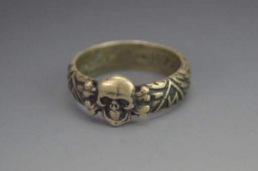 German Totenkopf Ss Ring Sep 23 2017 The Saucon Valley Auction In Pa