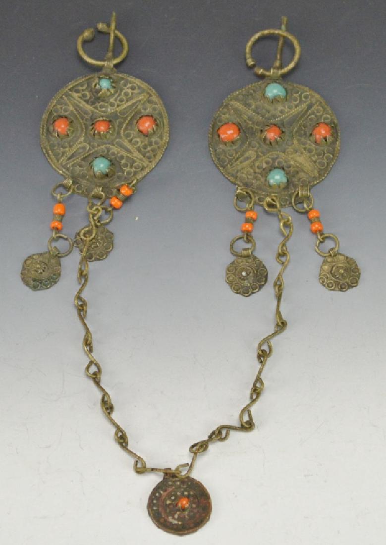 Moroccan Silvertone Coral Fibulae Set: Includes Silvertone coral Moroccan Fibulae set adornment jewelry. Measures 16".