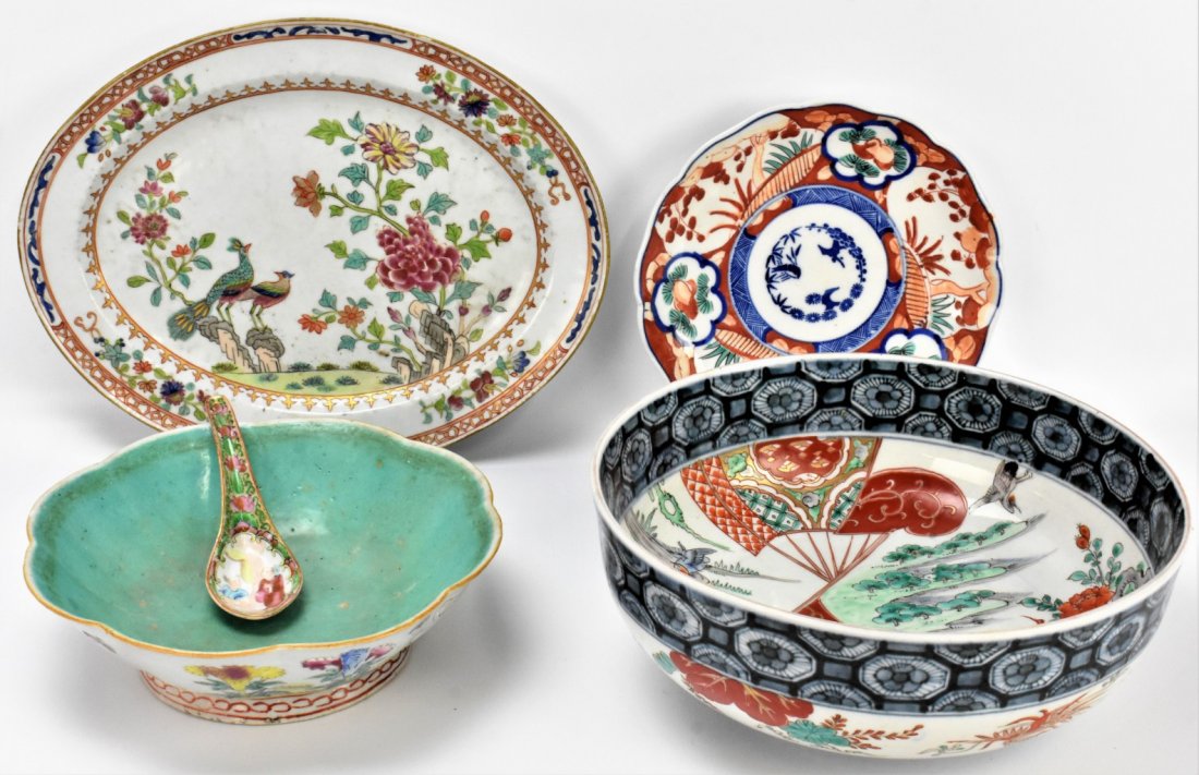 Chinese Export Porcelain Grouping: Grouping includes (5) pieces of Chinese Porcelain Rose Medallion, Japanese Amari, etc.