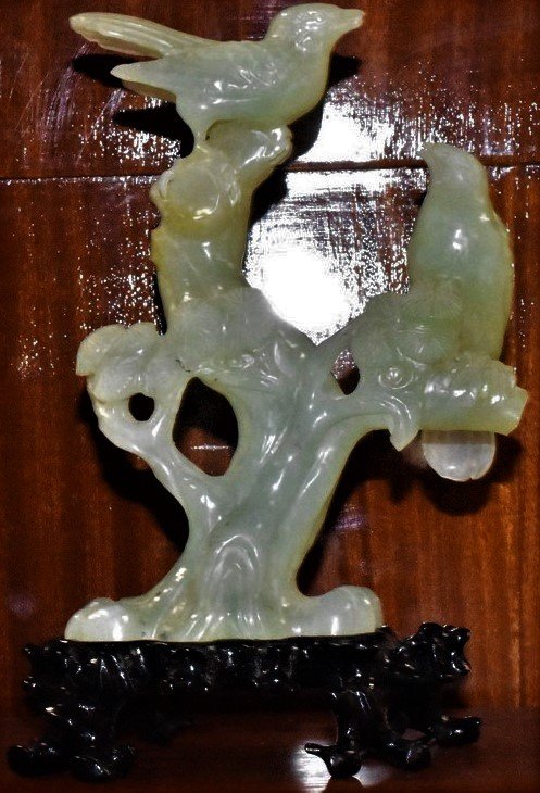 Chinese Jade Sculpture of Birds on A Tree: Chinese Jade Sculpture of Birds on A Tree with base and has the original import box.