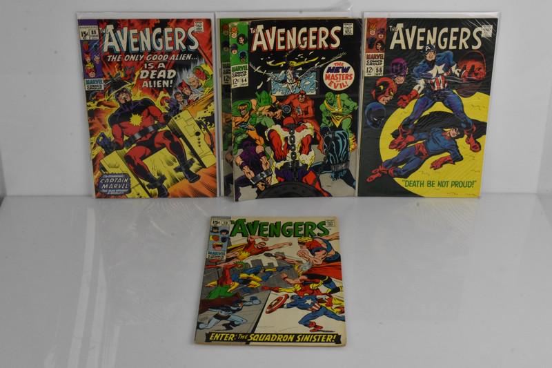 (5) Avengers Comic Book Grouping (1 of 4)