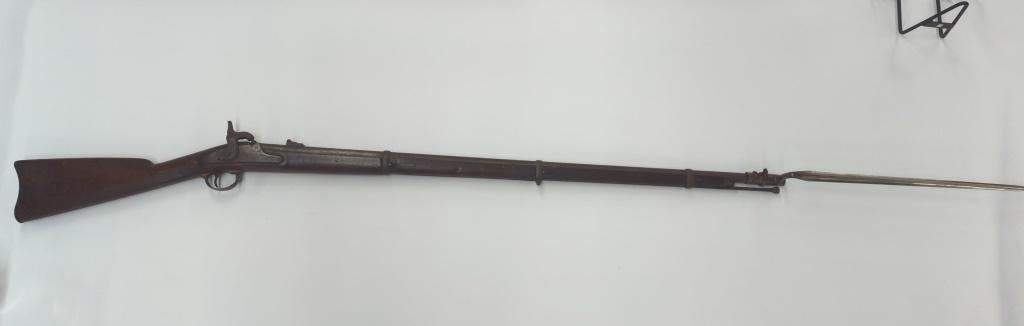 Springfield Arsenal Musket: Beautiful Springfield Arsenal Musket, dating from the end of the civil war circa 1864. measures approximately 56 in long without the bayonet with the bayonet it measures an amazing 75 in long. Black p
