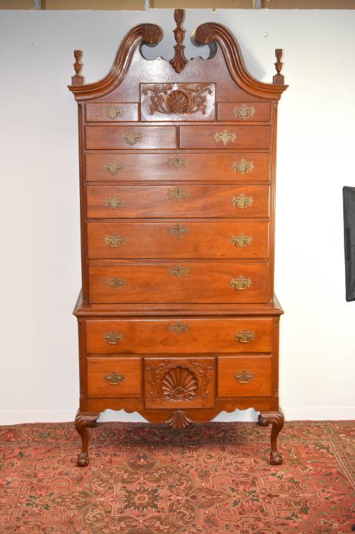 Philadelphia Walnut Chippendale Highboy C. 1780 (1 of 19)