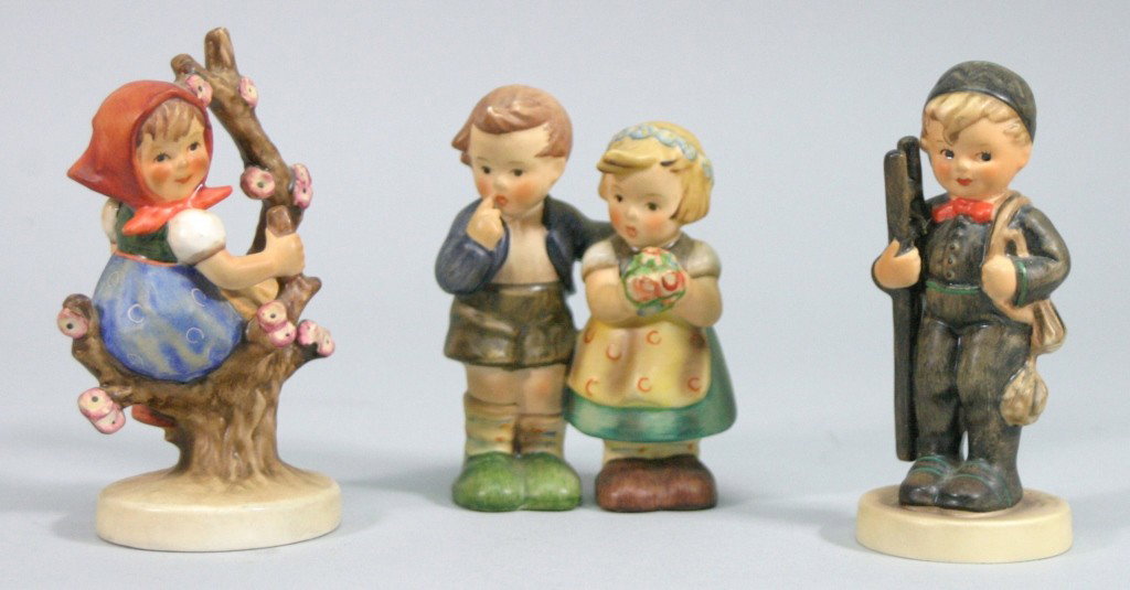 Hummel Lot (3): Hummel 141 3/0 TM5 Apple Tree Girl 4" Hummel 214 TM5 We Congratulate 3.5" Hummel 12/0 TM5 Chimney Sweep
