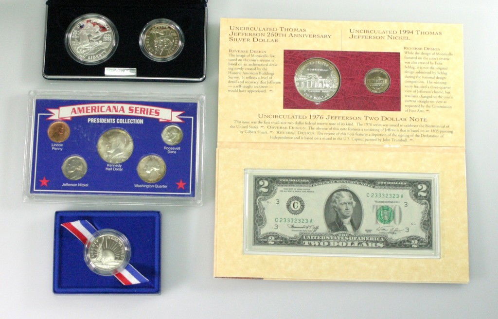 Miscellaneous Currency Lot: US Liberty Coin 1986 Americana Series President Collection 1964 WWII 50th Anniversary Proof set Thomas Jefferson Silver Dollar and 1976 $2 bill