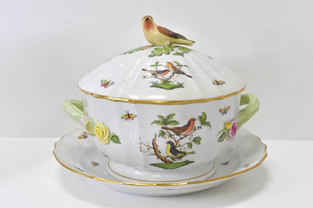 Herend Rothschild Tureen & Under Plate: Monumental Herend Porcelain Soup Tureen with platter. Tureen measures approx: 12.5" x 10.5" x 10.5" and under plate measures approx: 14" x 14" x 2" and both appear to be in excellent and pristine cond