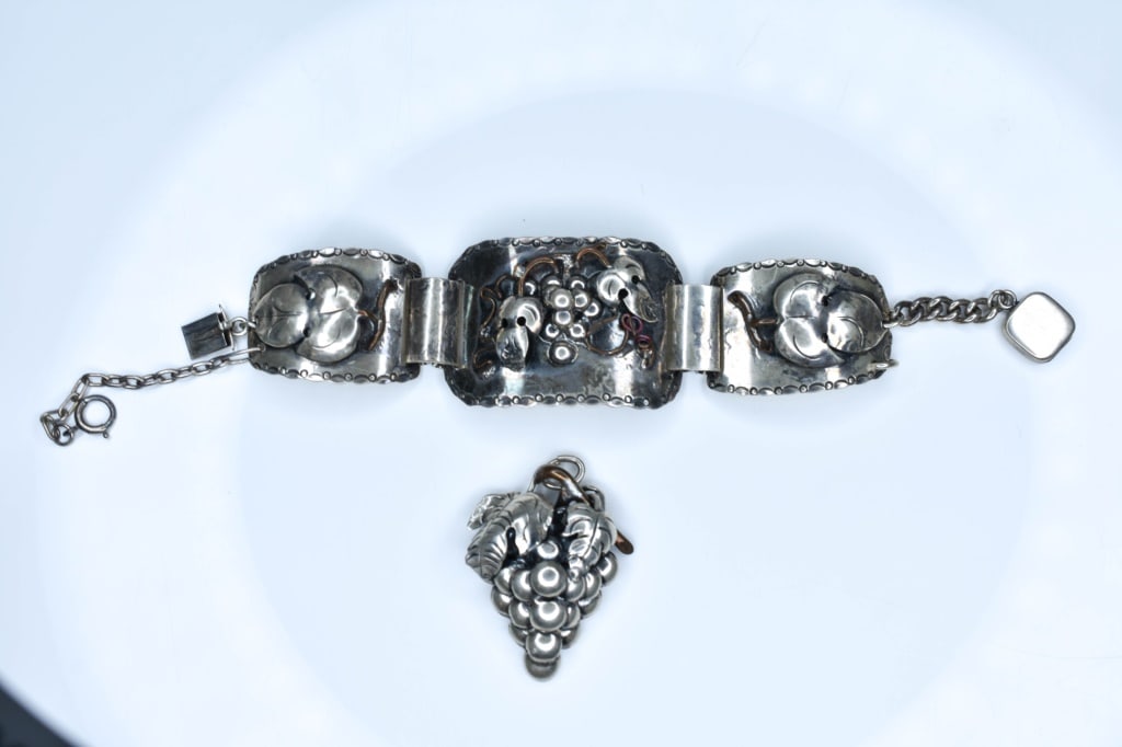 Sterling Silver Bracelet & Matching Brooch Signed (1 of 11)