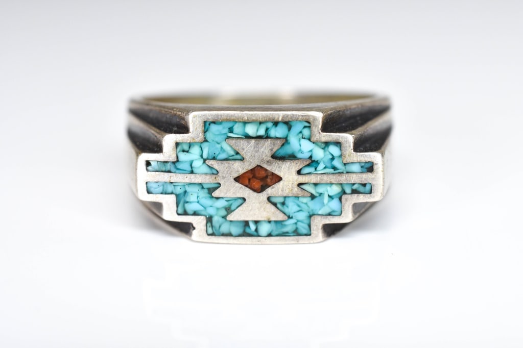 Man's Navajo Design Sterling Turquiose Inlaid Ring (1 of 8)