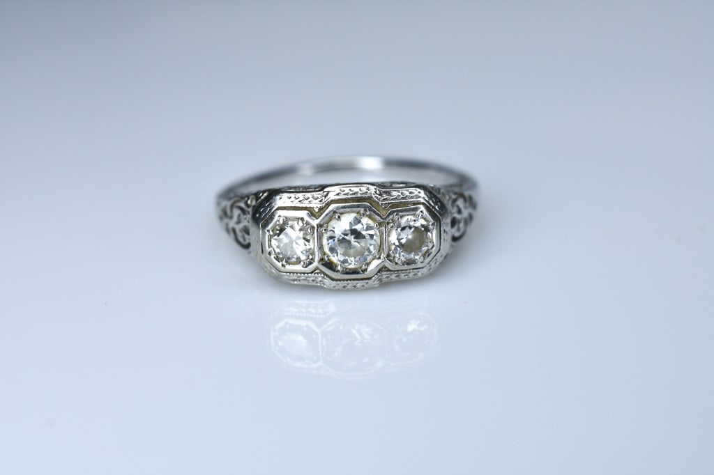 Art Deco 18k White Gold Filigree 3 Diamond Ring (1 of 3)