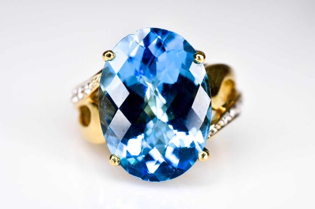18K Yellow Gold, Blue Topaz & Diamond Ring (1 of 6)