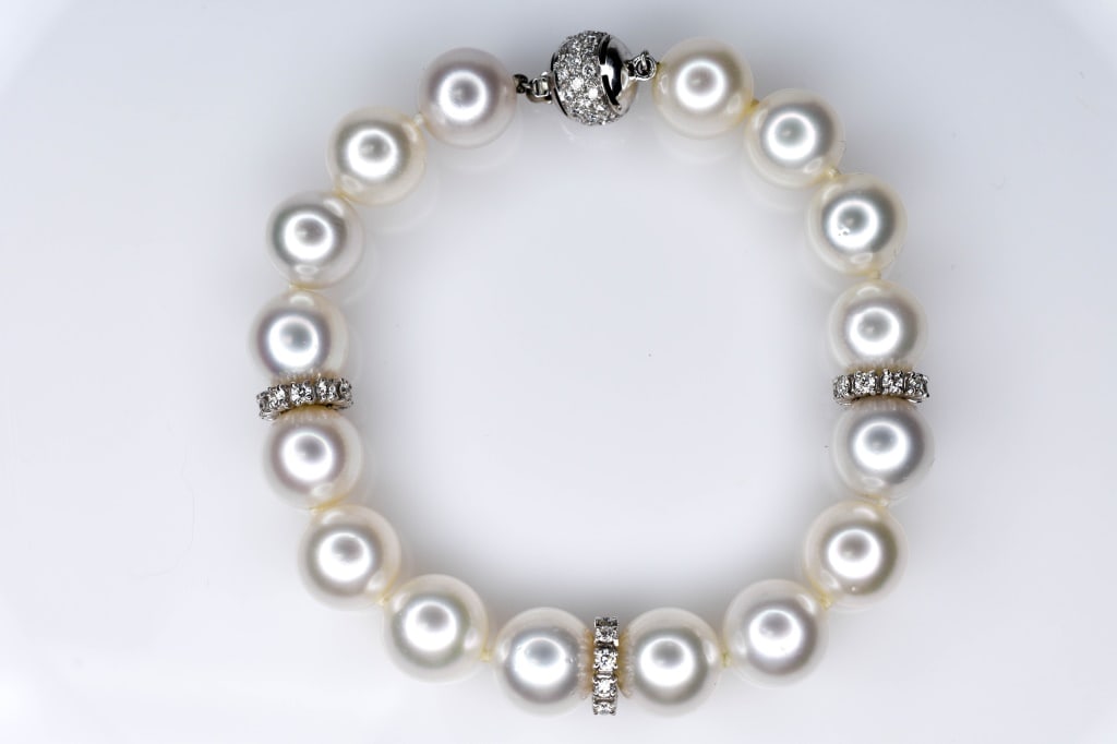 14K White Gold, Diamond, & Cultured Pearl Bracelet (1 of 5)