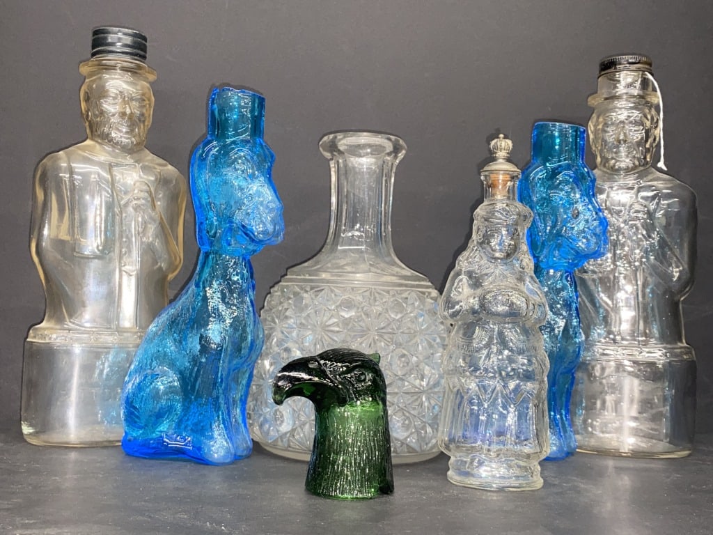 Lincoln Bank Bottles & Eagle Head Shot & More (1 of 10)
