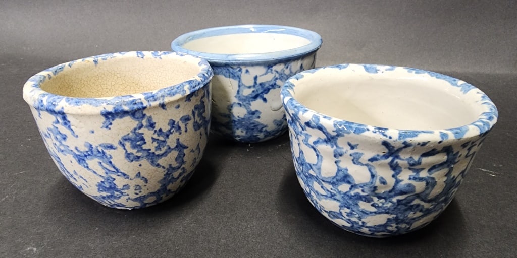 Blue Decorated Stoneware Spongeware Custard Cups (1 of 3)