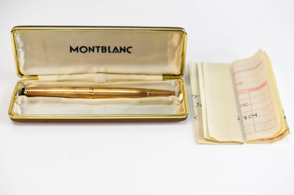 Montblanc Meisterstuck No.94 Fountain Pen 14k 585 Solid Gold Case: Vintage Rare1960's Solid 585 Gold MONTBLANC Model 94 Meisterstuck Masterpiece Oversize 18k Gold Nib Fountain Pen marked 585, All body and cap thick 585 solid gold, with guilloche lines, includes Montb