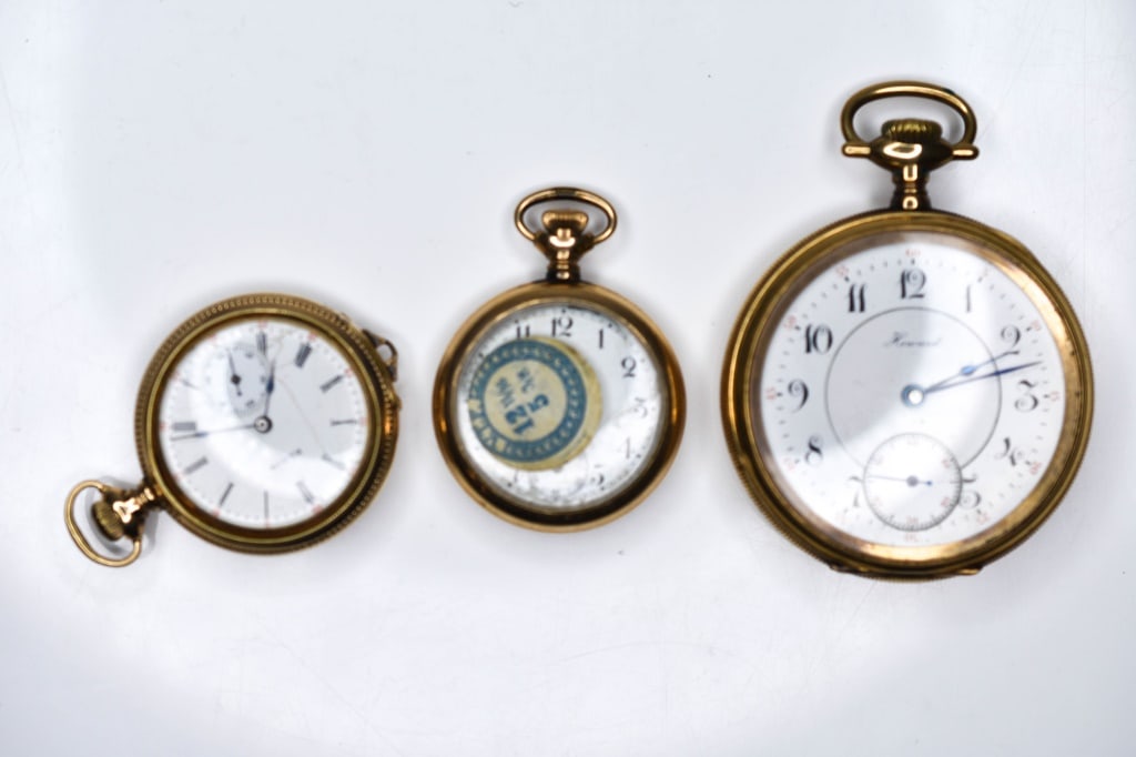 Gold Filled Pocket Watches: (1) Antique E. Howard, lever, 12s, 5 to 60 red incremental numbers on outside of dial, on movement; 17j, E. Howard Co. Boston USA, series 2, no.1117175, on case; C.W.C. Keystone no. 8071930, dust cove