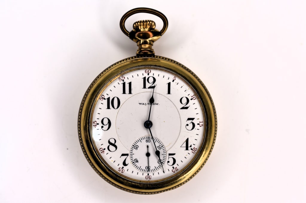 Antique Waltham G.F. Pocket Watch 21 Ruby J.: Vanguard, Waltham, Mass. sunken dial, open face 21 Ruby Jewels, fancy damascened nickel, gold jewel settings, movement no. 9007888, back cover Warranted Acme 20 Years, no. 808014, usage commensurate w