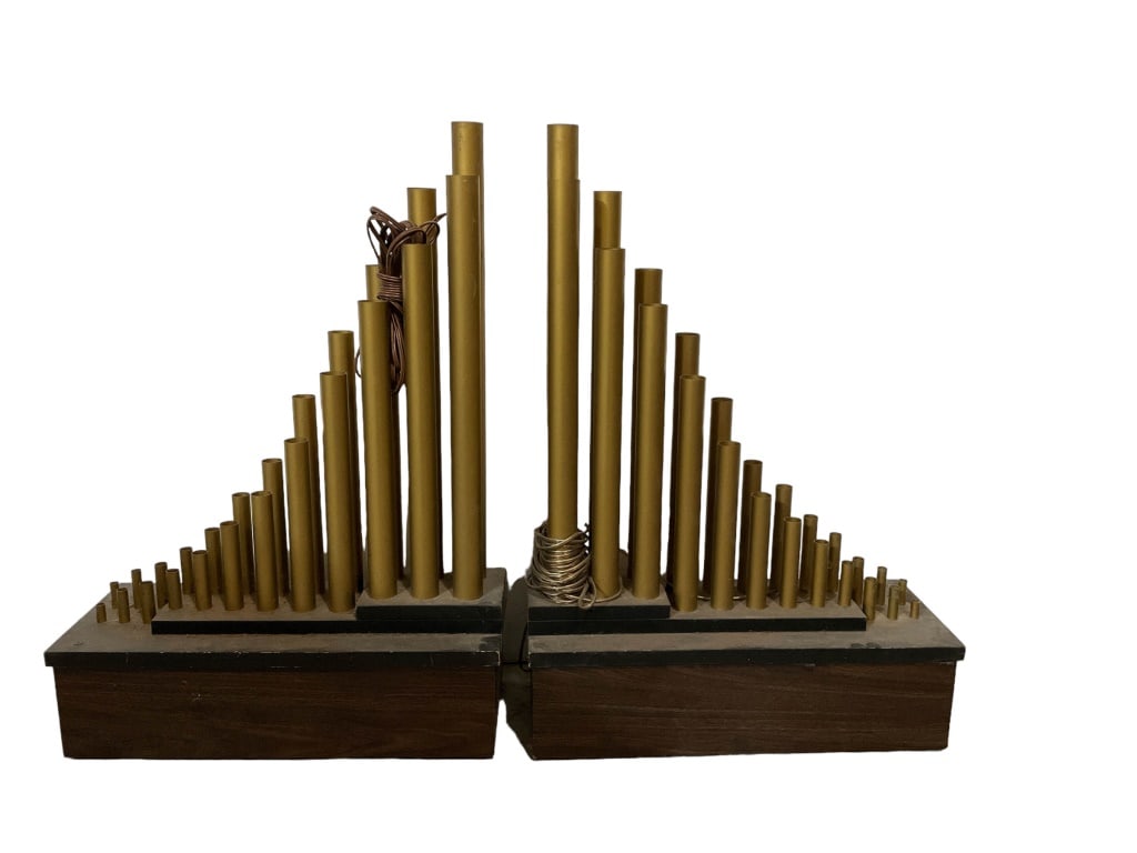 Conn Theater Organ Pipes: A fine large pair of organ pipes made by Conn.