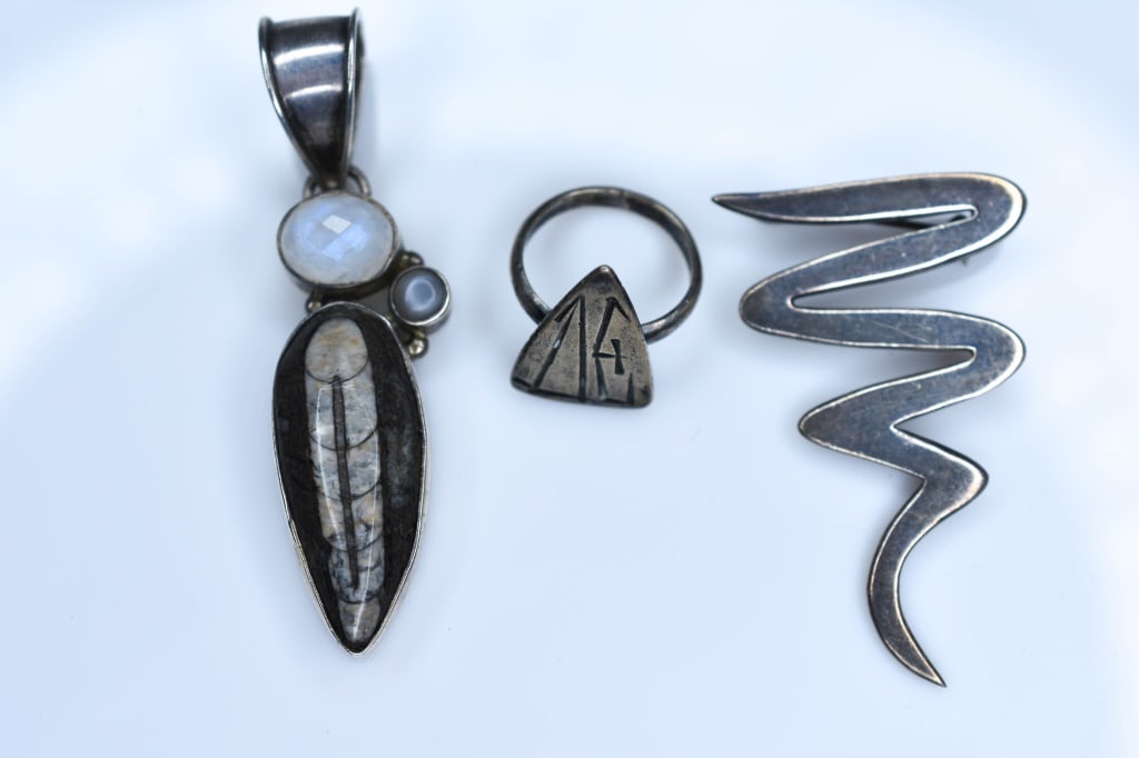 Modernist Sterling Brooch, Ring and Pendant (1 of 5)