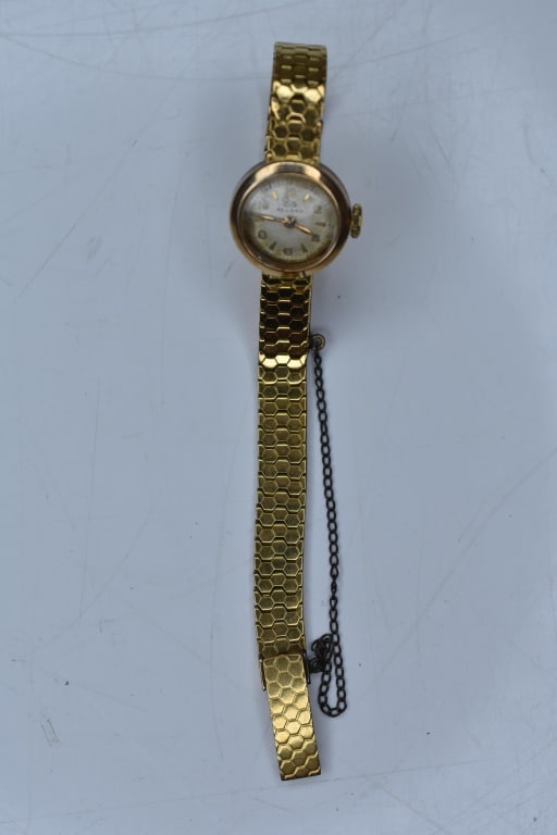 18K Gold Record Lady's Wristwatch 750 26.83 Grams (1 of 5)