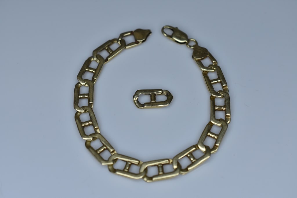 14K Gold Mariner's Link Man's Bracelet (1 of 3)