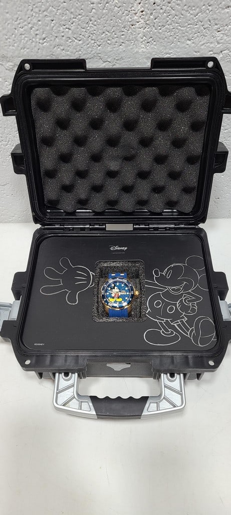 Disney Limited Edition Invicta Mickey Watch: Limited Edition Men's Invicta Mickey Mouse wristwatch in case.