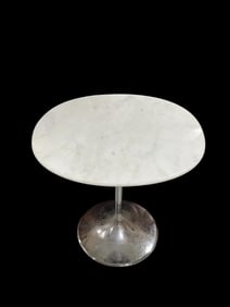 Eero Saarinen Knoll Style Table Circa 1960s-1970s