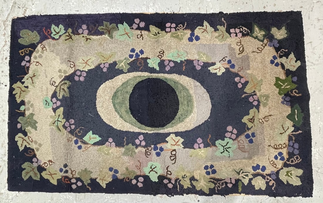 Antique Hooked Rug Ivy Vines Grapes (1 of 4)