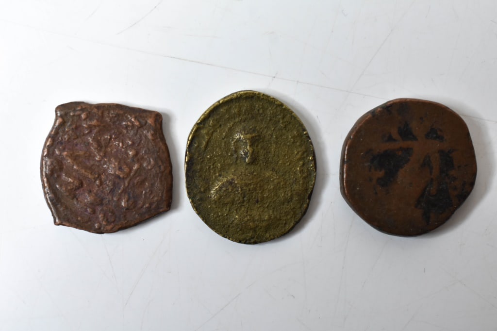 Bronze Kushans Empire and Other Ancient Coins (1 of 2)