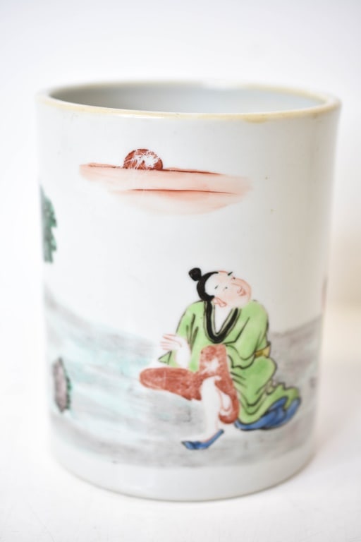 18th Century Chinese Porcelain Brush Pot: Includes an 18th century Chinese porcelain Yumu Chun brush pot. The piece is intricately decorated with depicts of Chinese elders. No visible chips, cracks, breaks, or repairs. Measures approx. 5"h x 