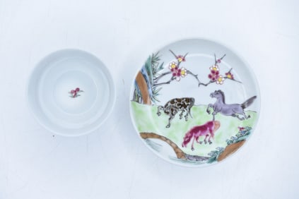 18th Century Chinese Porcelain Cups & Saucer