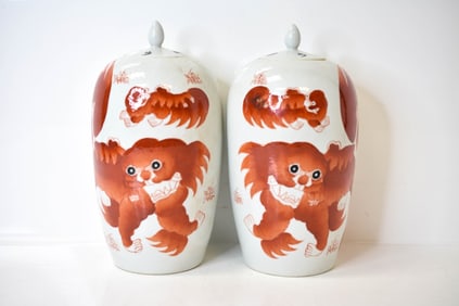 Pair of Chinese Jingdezhen Famille Rose urns