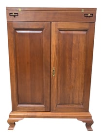 Bartley Chippendale Style Mahogany Cabinet