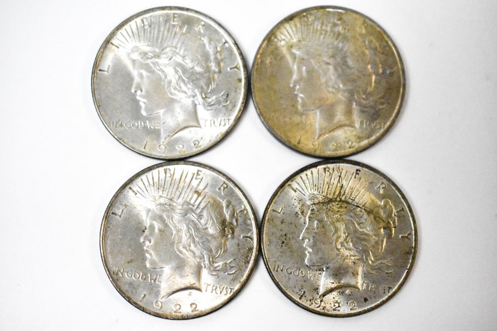 1922 Silver Peace Dollars (1 of 8)