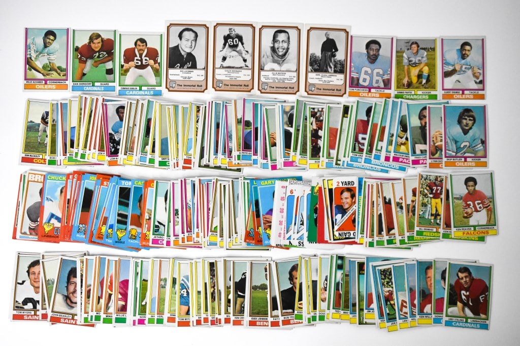 1967 to 1974 Topps Football Semi Stars Commons (1 of 7)