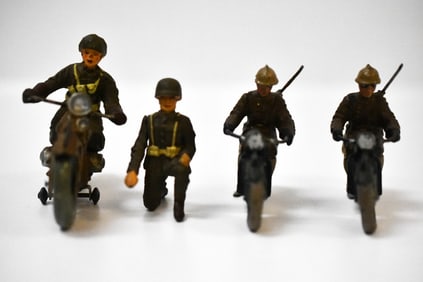 Composition Military Motorcycles