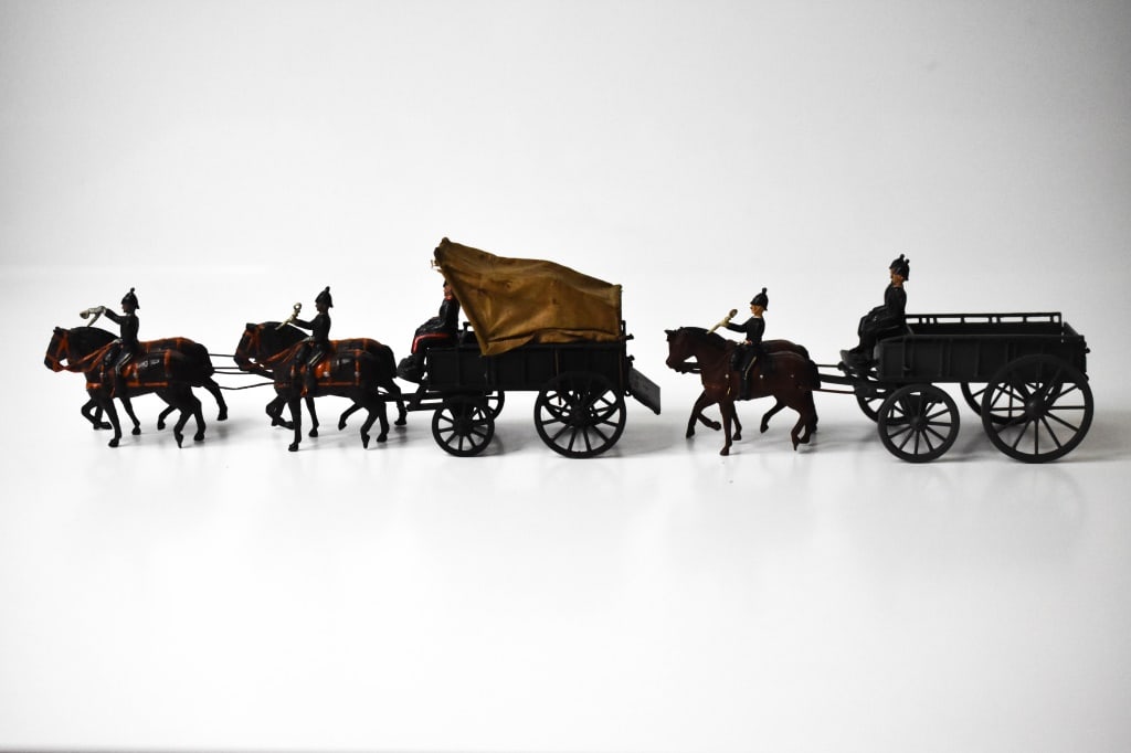 2 Britains Royal Army Ambulances (1 of 5)