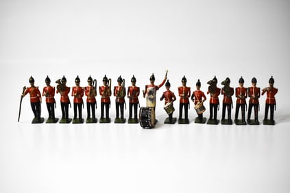 17 Britains Lean Line Infantry Band Soldiers