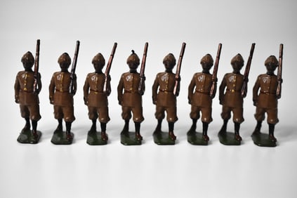 8 Britains Lead Indian Army Kashmir Soldiers