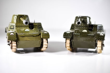 2 Gama Western Germany Tin Windup Tanks