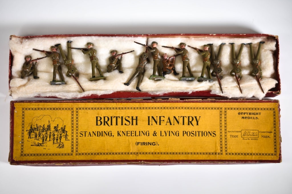 Britains Boxed Set No 1260 British Infantry Firing (1 of 6)