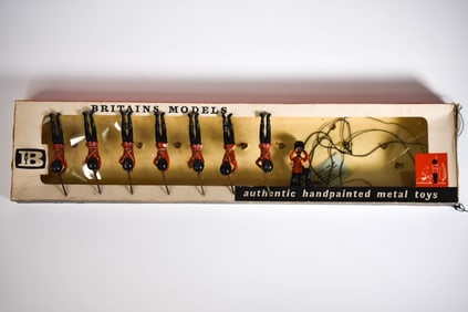 Britains Boxed Set No 124 Irish Guards Firing