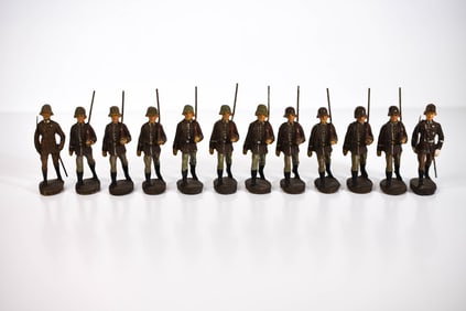 Elastolin Composition Marching Austrian Soldiers