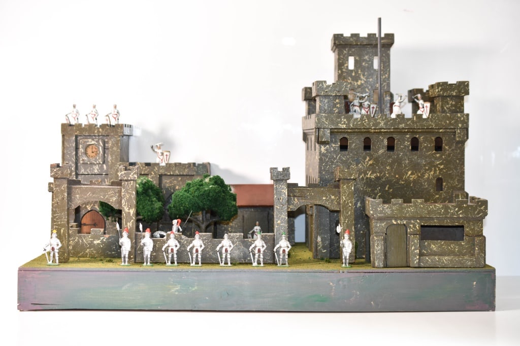 Large Wooden Castle on Platform (1 of 10)