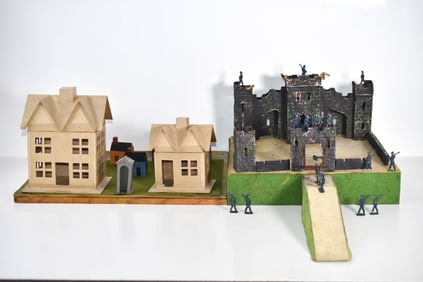 Toy Castle, Houses and Soldiers
