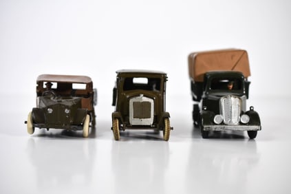 3 Britains British Army Lorries