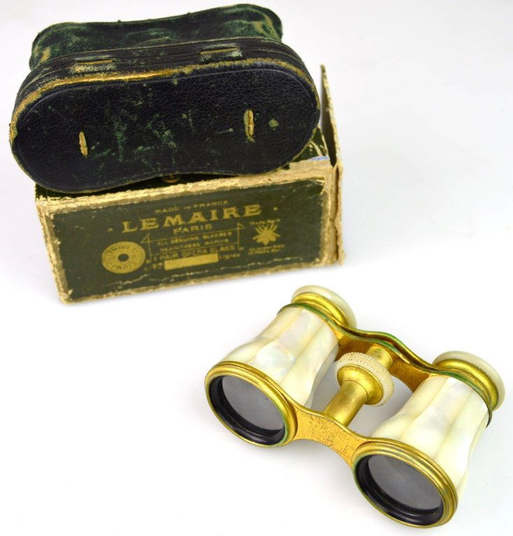 Le Maire Mother Of Pearl Opera Glasses: Le Maire Mother Of Pearl Opera Glasses , with original box and case. case is in bad condition