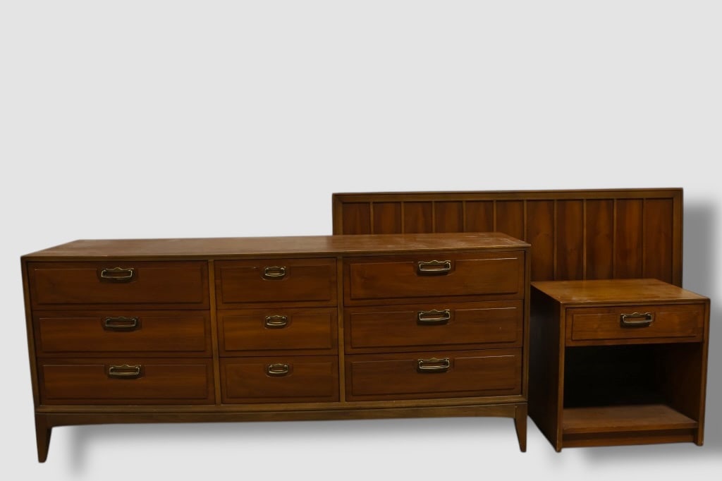 Lane Mid Century Modern Bedroom Set (1 of 5)
