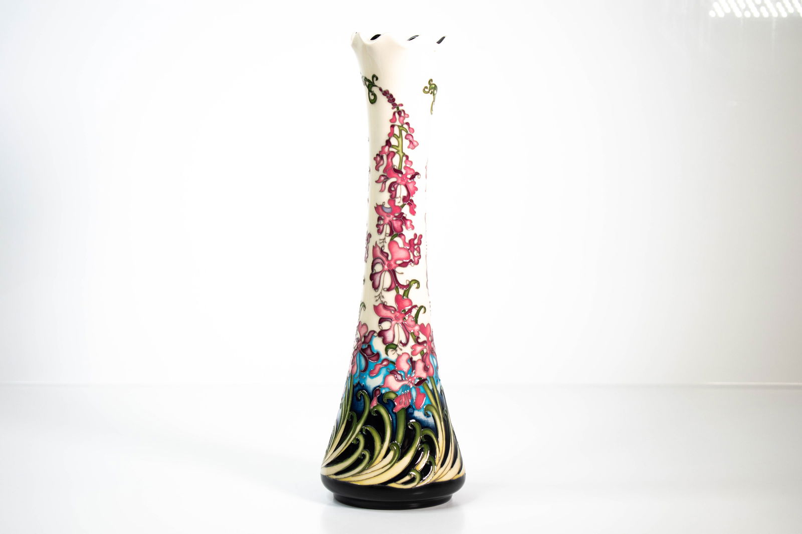 Moorcroft Vase Kerry Goodwin 2015: Moorcroft vase, Stoke on Trent, England Approximately 13" ****We Offer In-House Shipping***