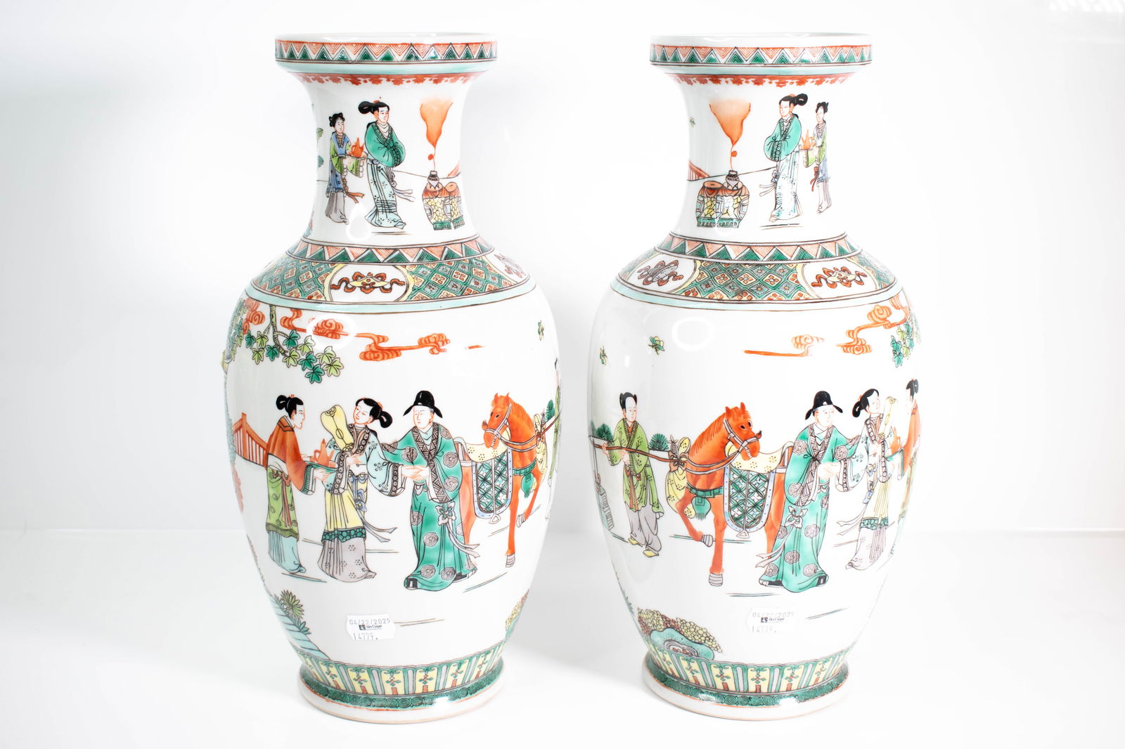 Chinese Porcelain Vases with Figures (1 of 17)